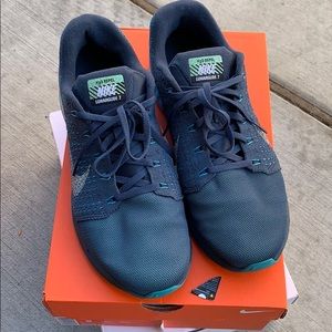 Used Nike Lunarglide 7 in sz 9